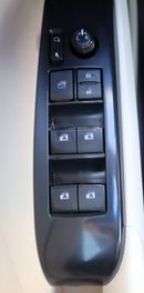 تويوتا كامري SE+ 2.5L