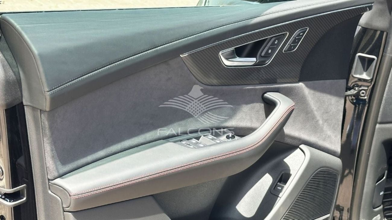 Audi Q8 Audi/Q8/RSQ81 RSQ8 4.0L V8 AT