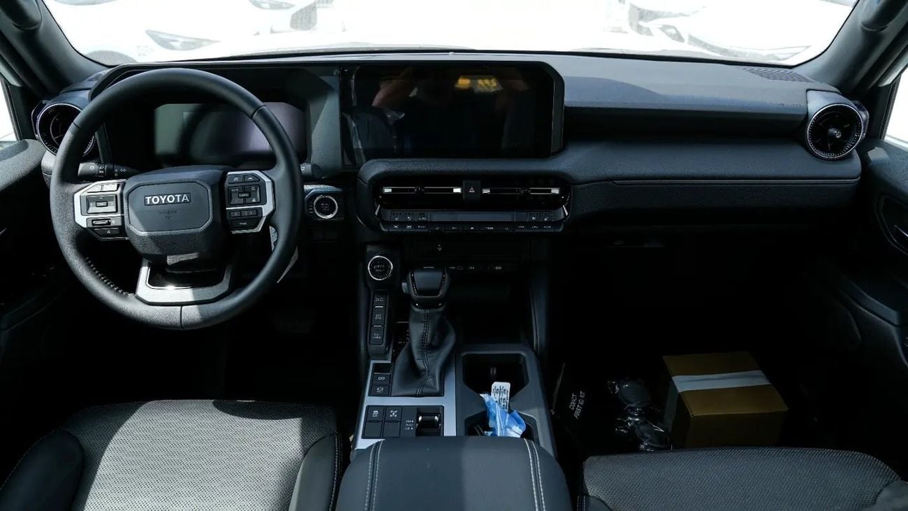 تويوتا برادو VXR all rounder 2.8 diesel GCC Specs