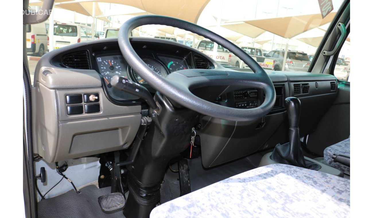 Nissan United Diesel MK210 7 TON TRUCK