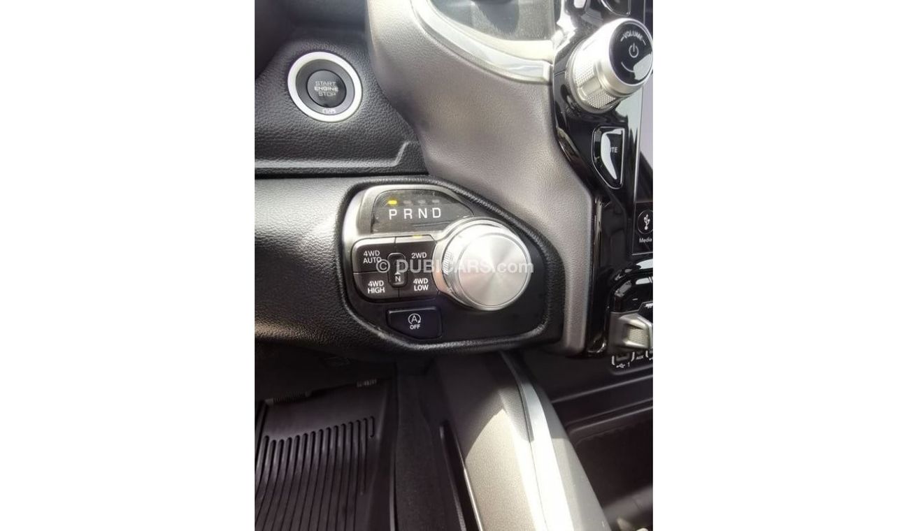 RAM 1500 Dodge RAM Laramie - 2021 - White