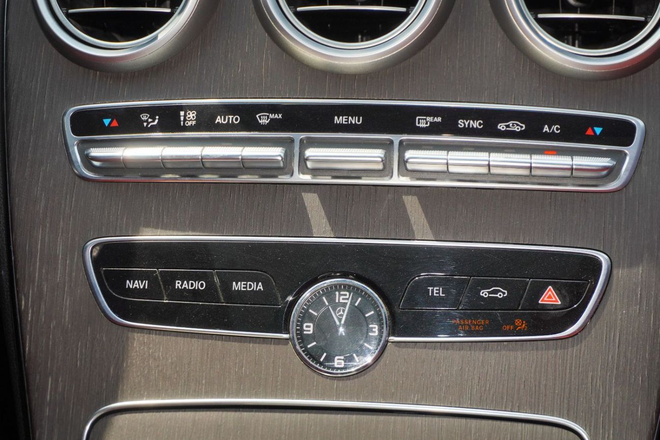 Mercedes-Benz C 300 Sport Mercedes C300 AMG / 2020 / USA