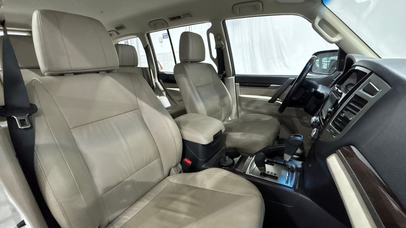 ميتسوبيشي باجيرو GLS MIDLINE 2020 GLS MID | AED 944/Month | 0 DP | 30 Day Return | Warranty | Service History
