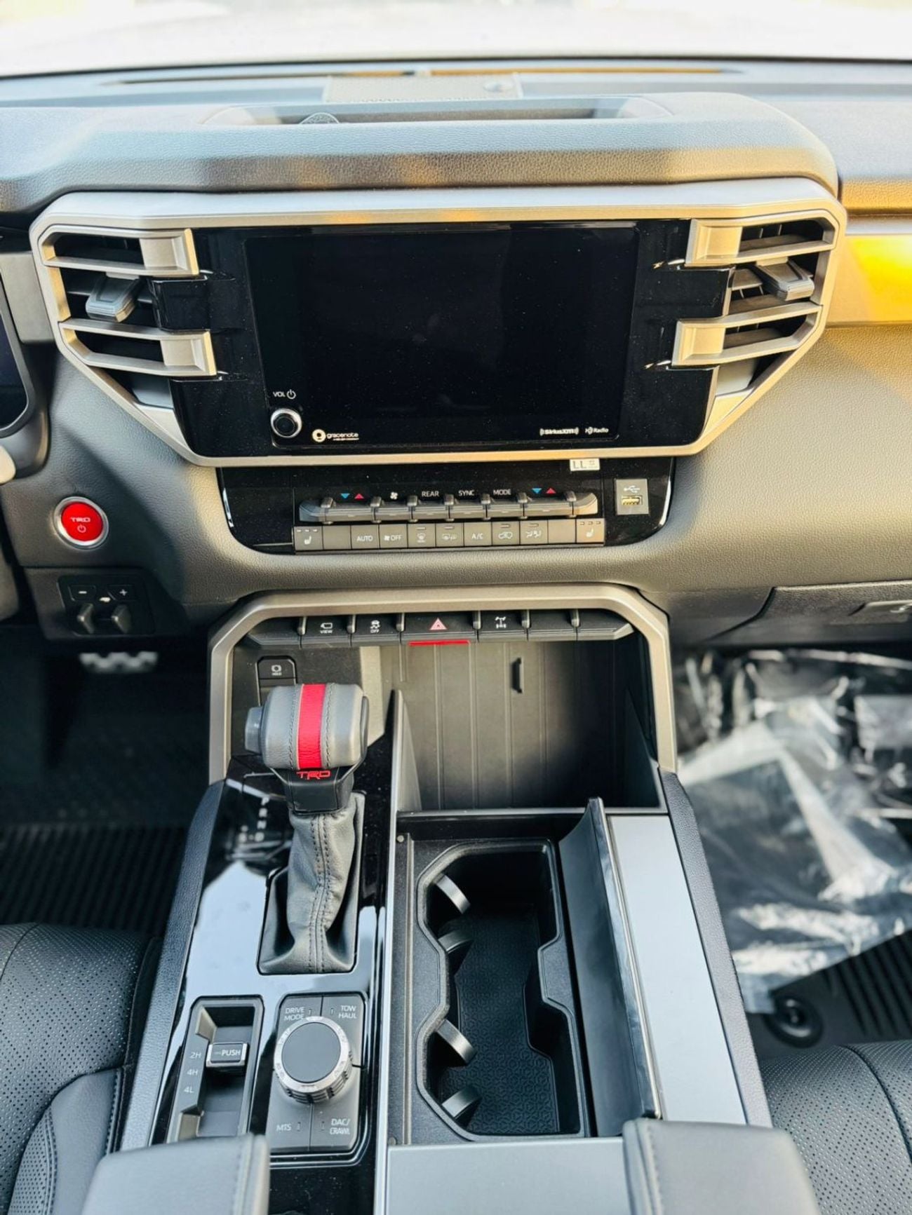 تويوتا سيكويا TRD OFFROAD