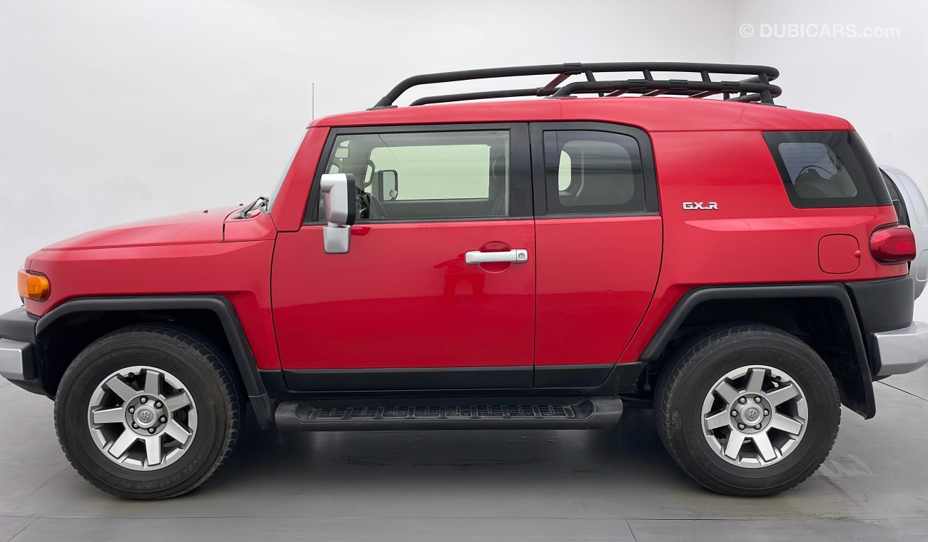 Toyota FJ Cruiser GXR 4 | Under Warranty | Inspected on 150+ parameters