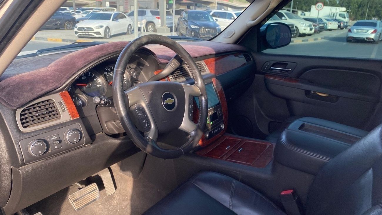 شيفروليه تاهو LTZ 5.3L 4WD (8 Seater)