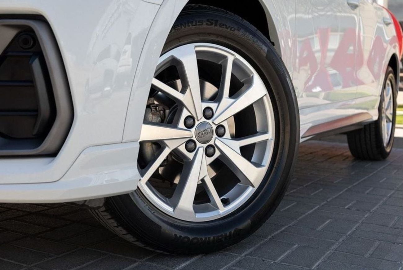 أودي Q3 35 TFSI S Line 1.4L