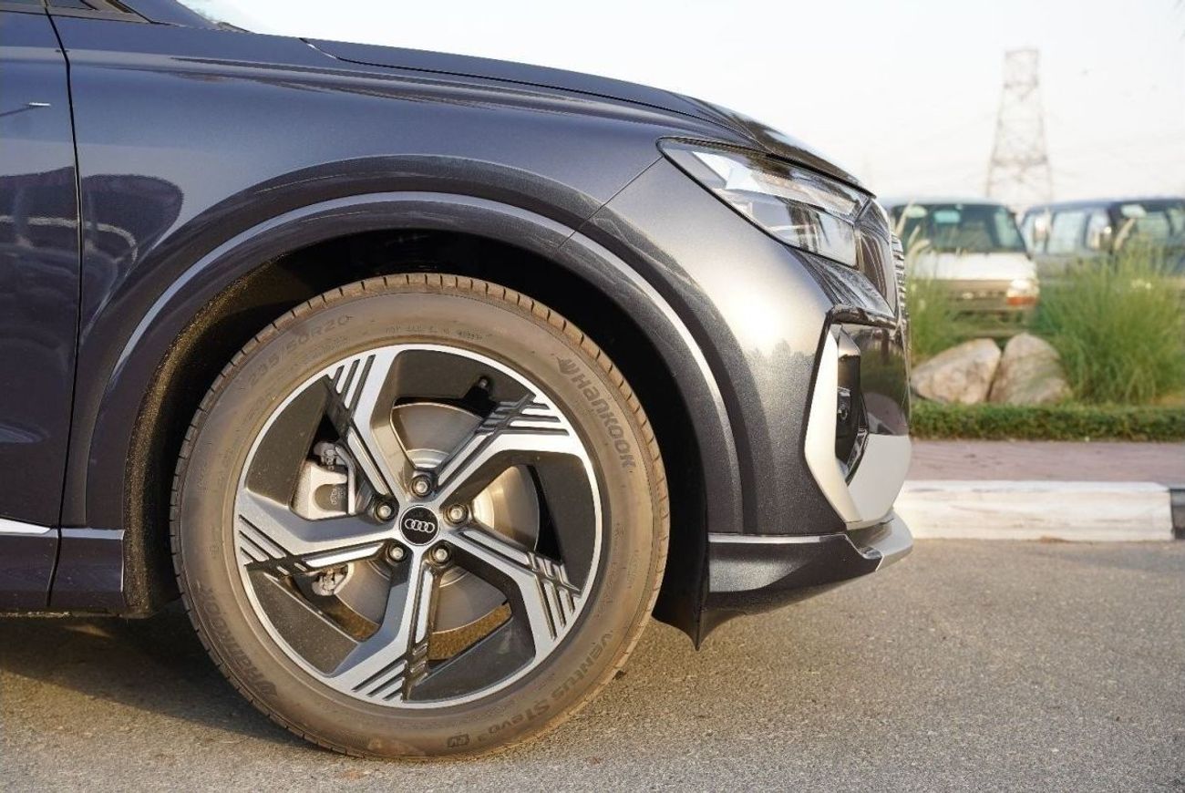 Audi Q4 2024 Audi Q4 40 e-tron SUV RWD 0Km