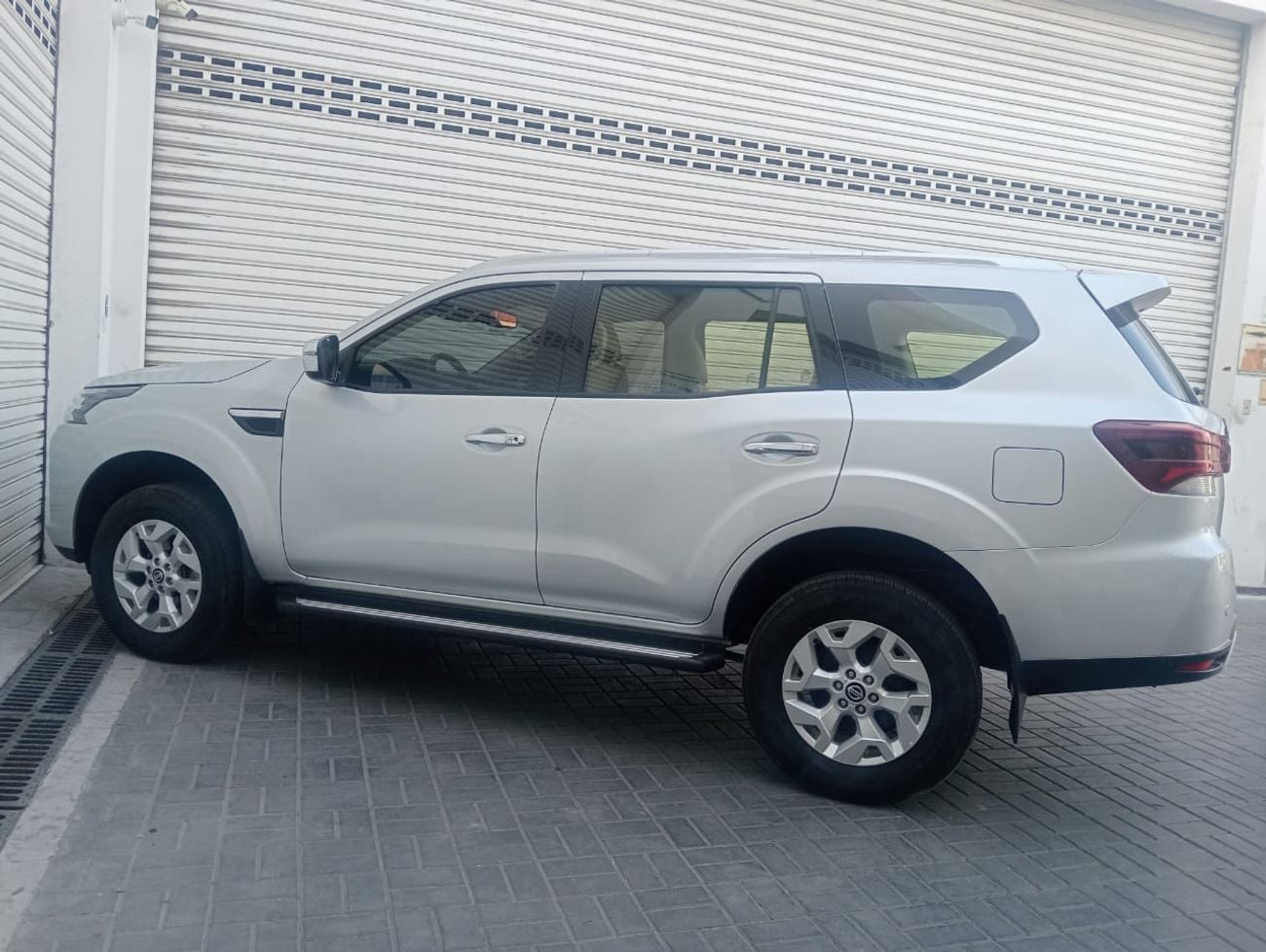 نيسان إكستيرا Titanium 2.5L 4WD