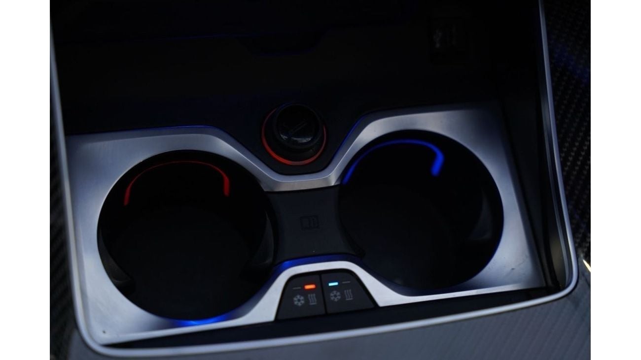 BMW X6M 2022 BMW X6 X-Drive 50i 4.4L GCC V8 M-Kit Carbon Fiber