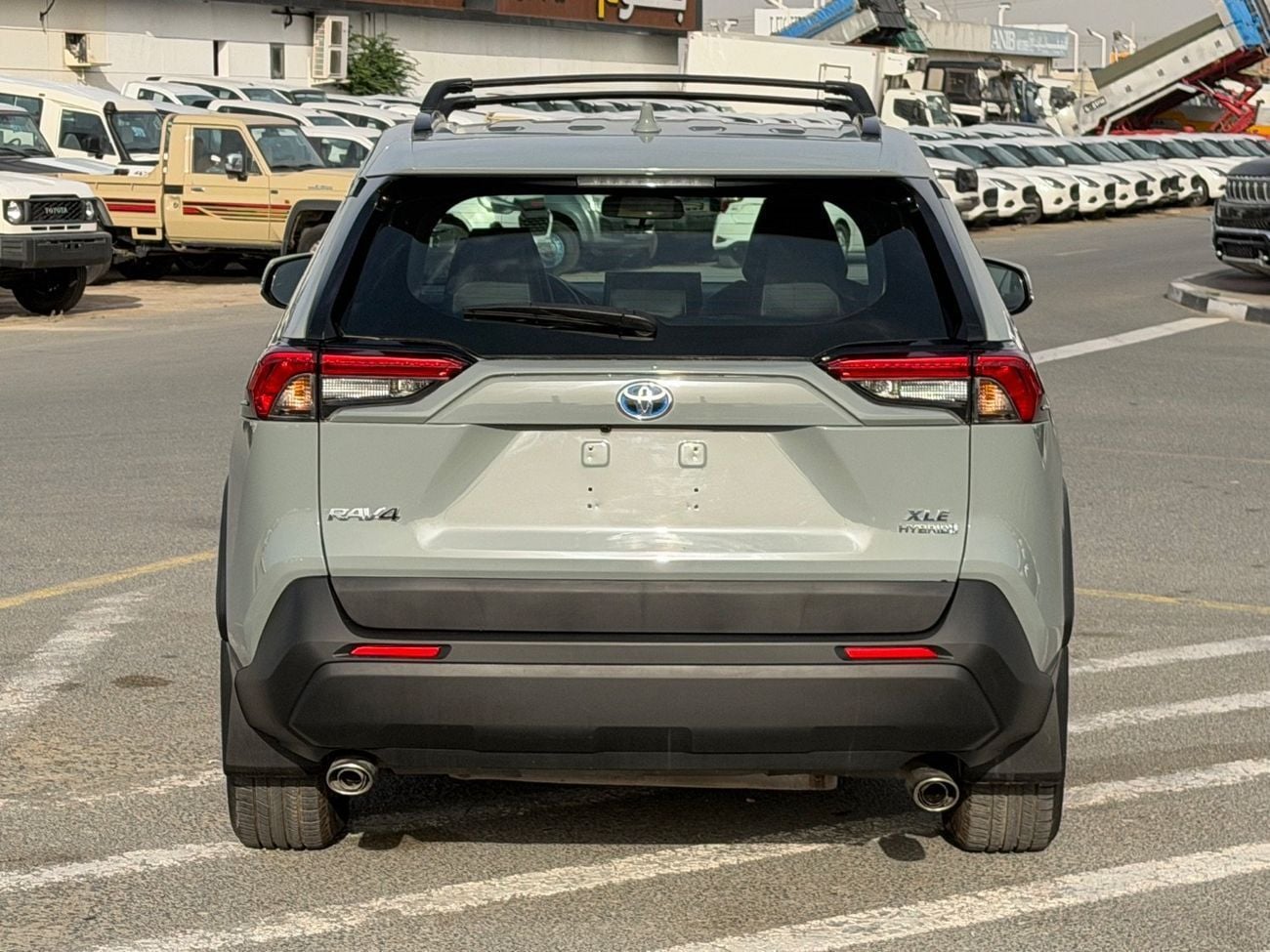 Toyota RAV4 XLE HEV VXR HEV 2.5L (219 HP) AWD 2022 Toyota RAV4 XLE hybrid 2.5L (219 HP) AWD