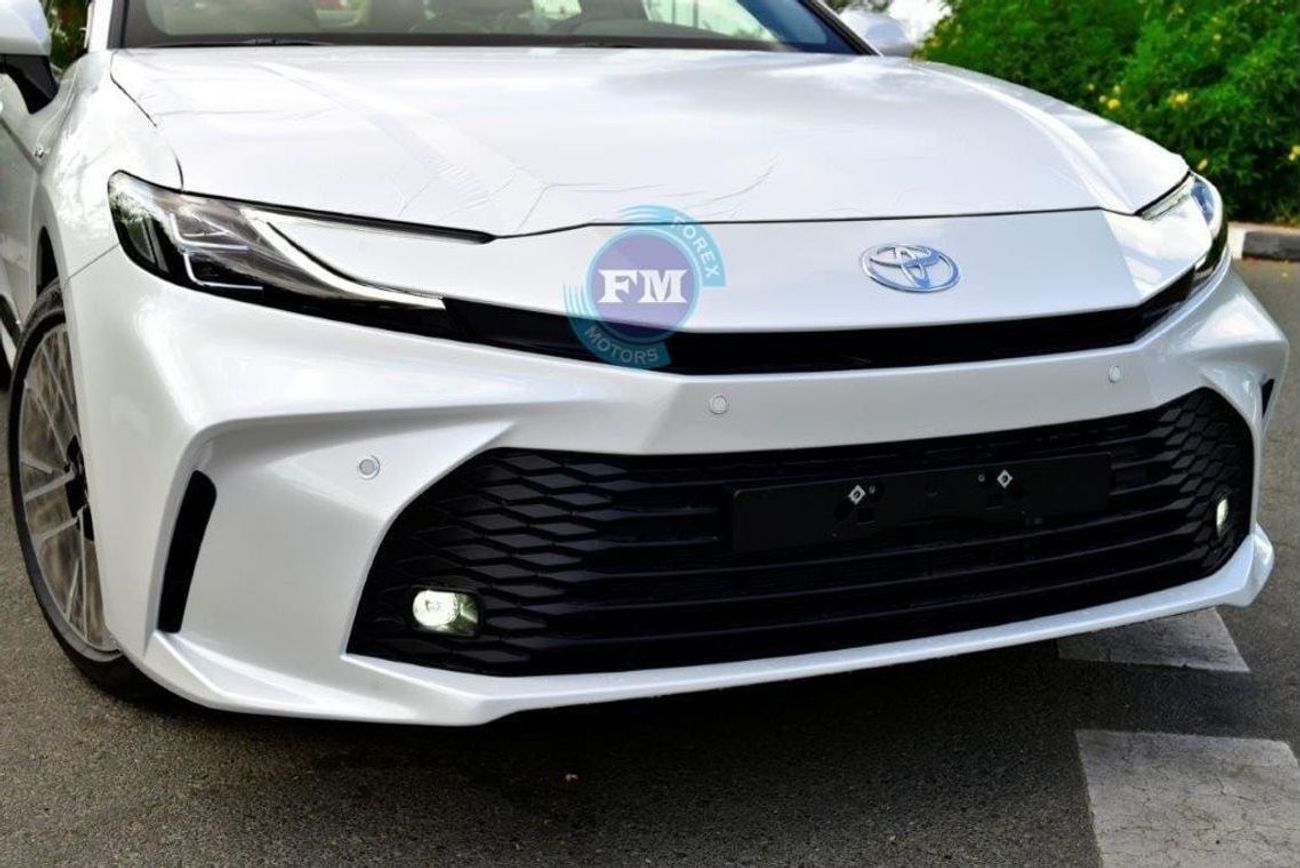 Toyota Camry LE Hybrid 2.5L Automatic