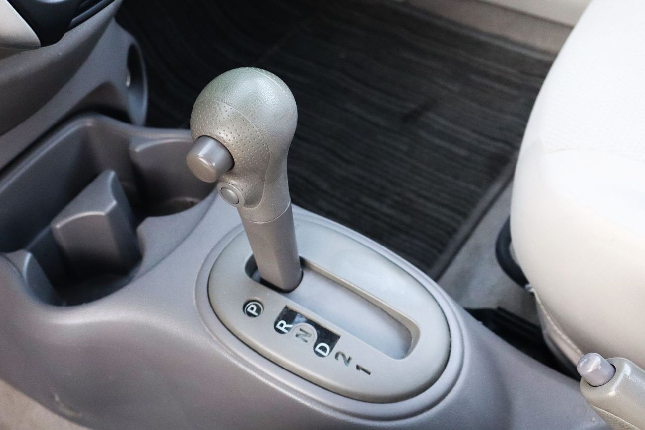 نيسان صني S 1.6L