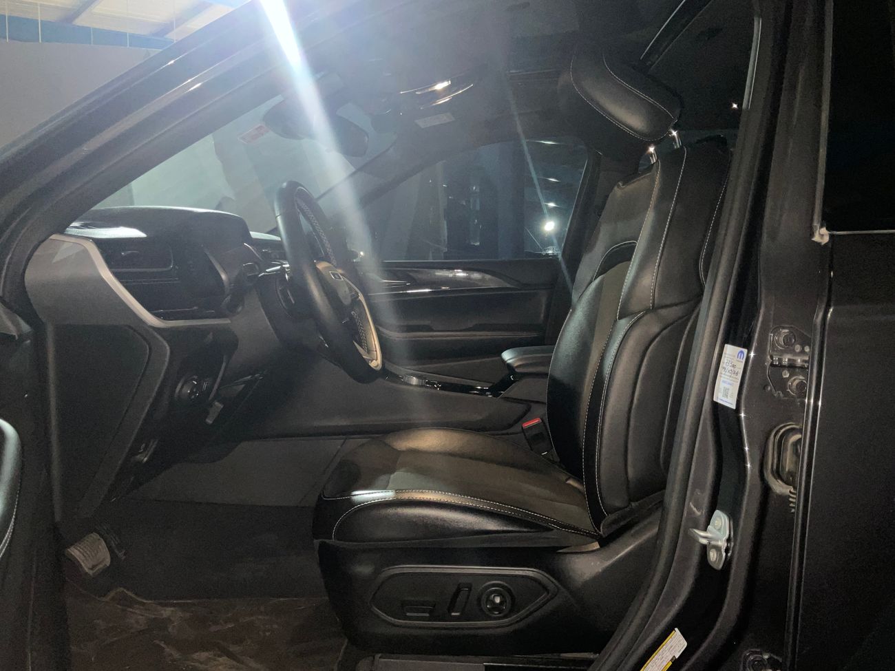 جيب شيروكي Altitude | شامل الضمان | 0 ﺪﻔﻋﺓ ﺃﻮﻟﻯ