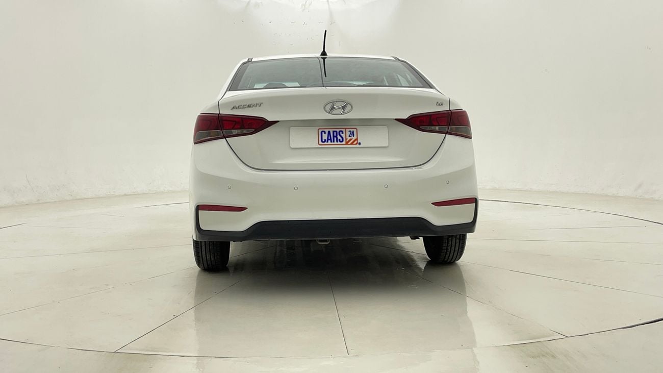 Hyundai Accent SMART 1.6 | Zero Down Payment | Free Home Test Drive