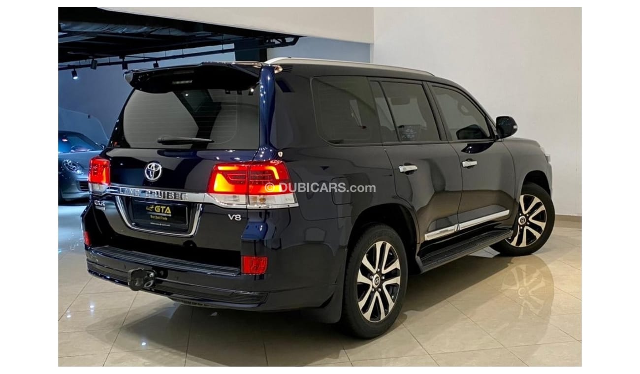 Toyota Land Cruiser 2019 Toyota Land Cruiser V8 GXR Grand Touring, Toyota Warranty + Service Contract, Low KMs, GCC