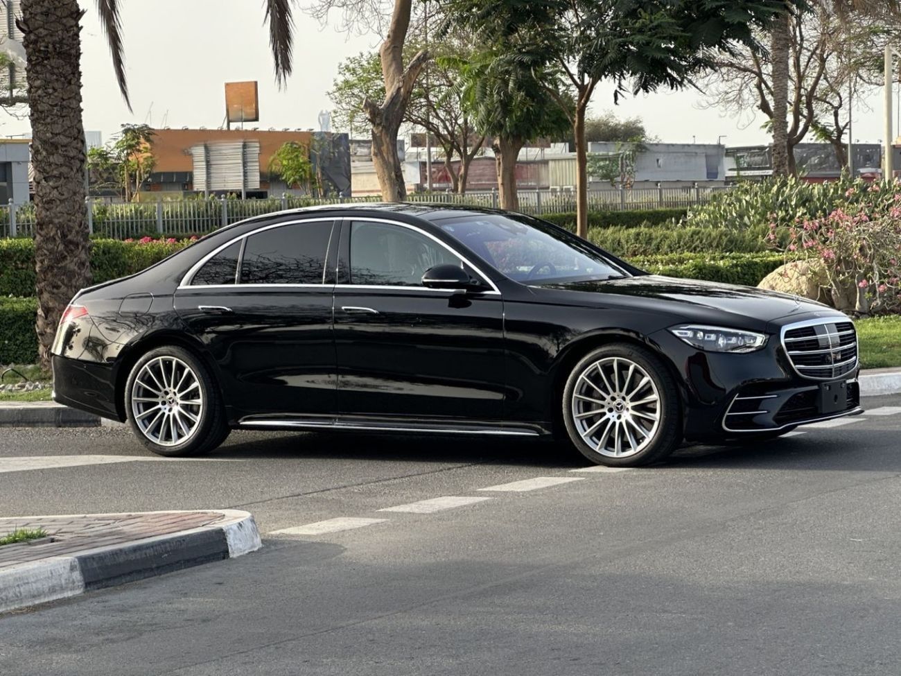 مرسيدس بنز S 500 4MATIC 3.0L