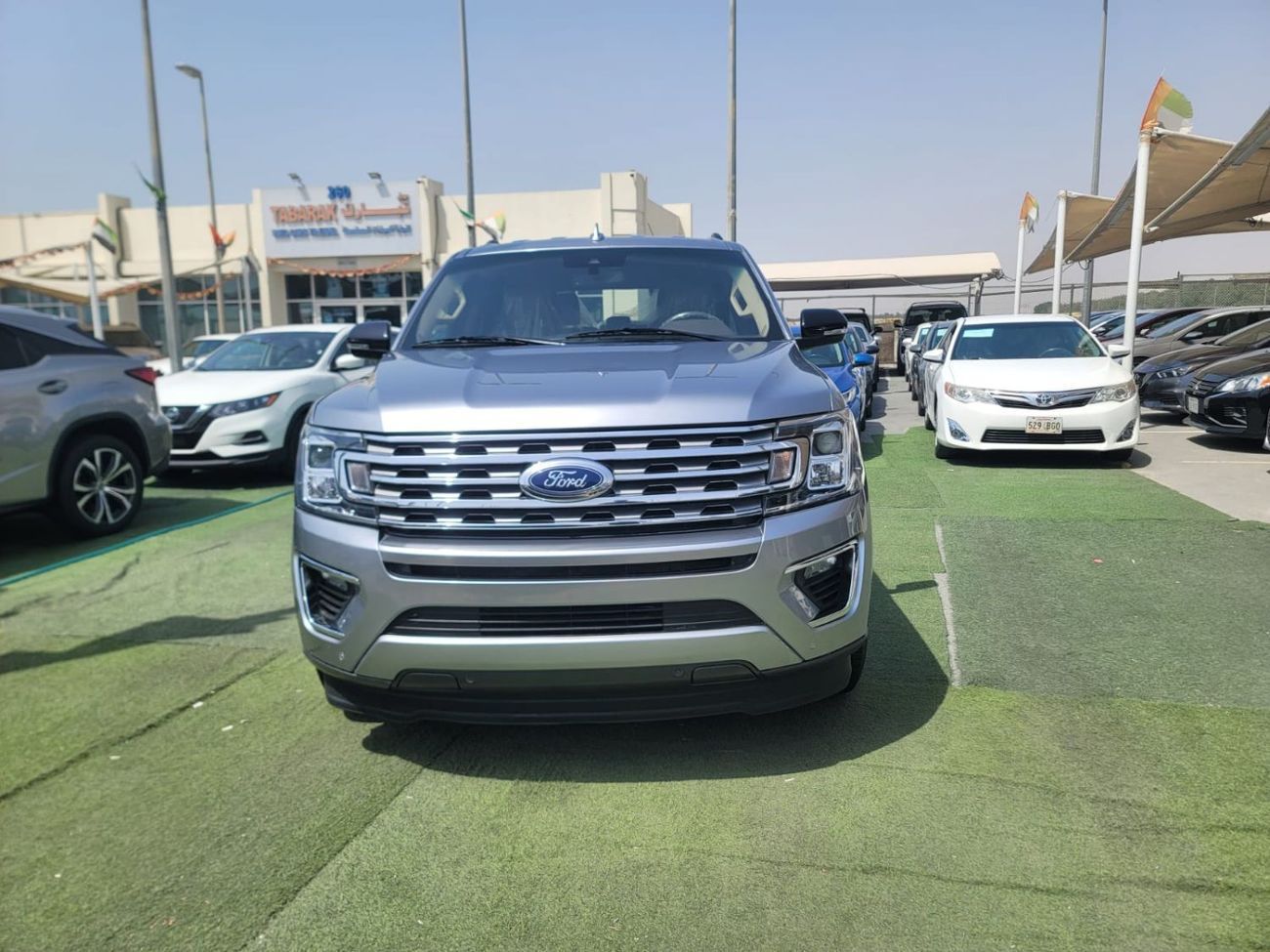 فورد إكسبيديشن XLT 3.5L (380 HP) FWD