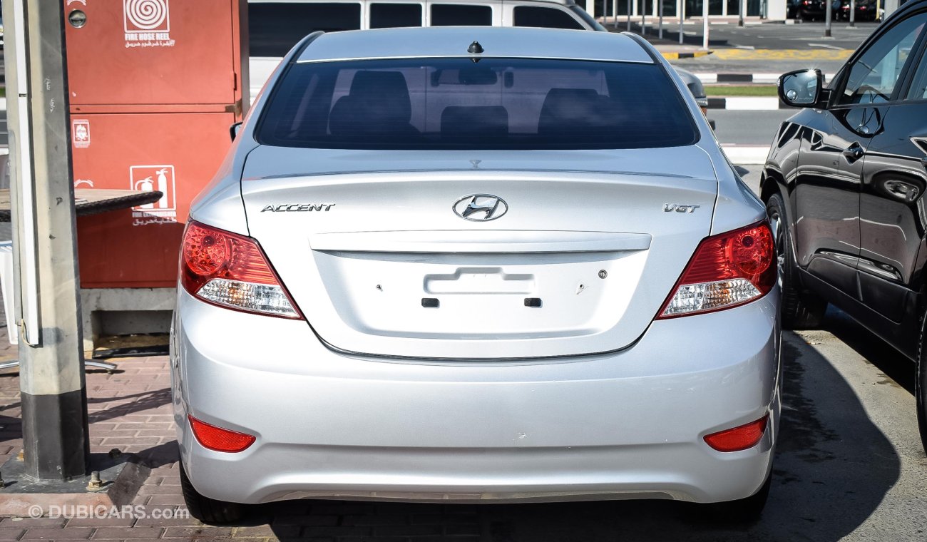 Used Hyundai Accent Diesel 2015 for sale in Sharjah 291895