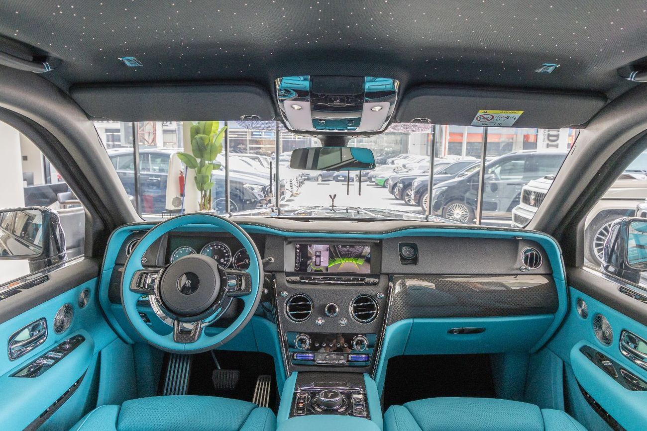 رولز رويس كولينان Rolls Royce Cullinan Black Badge | 2024