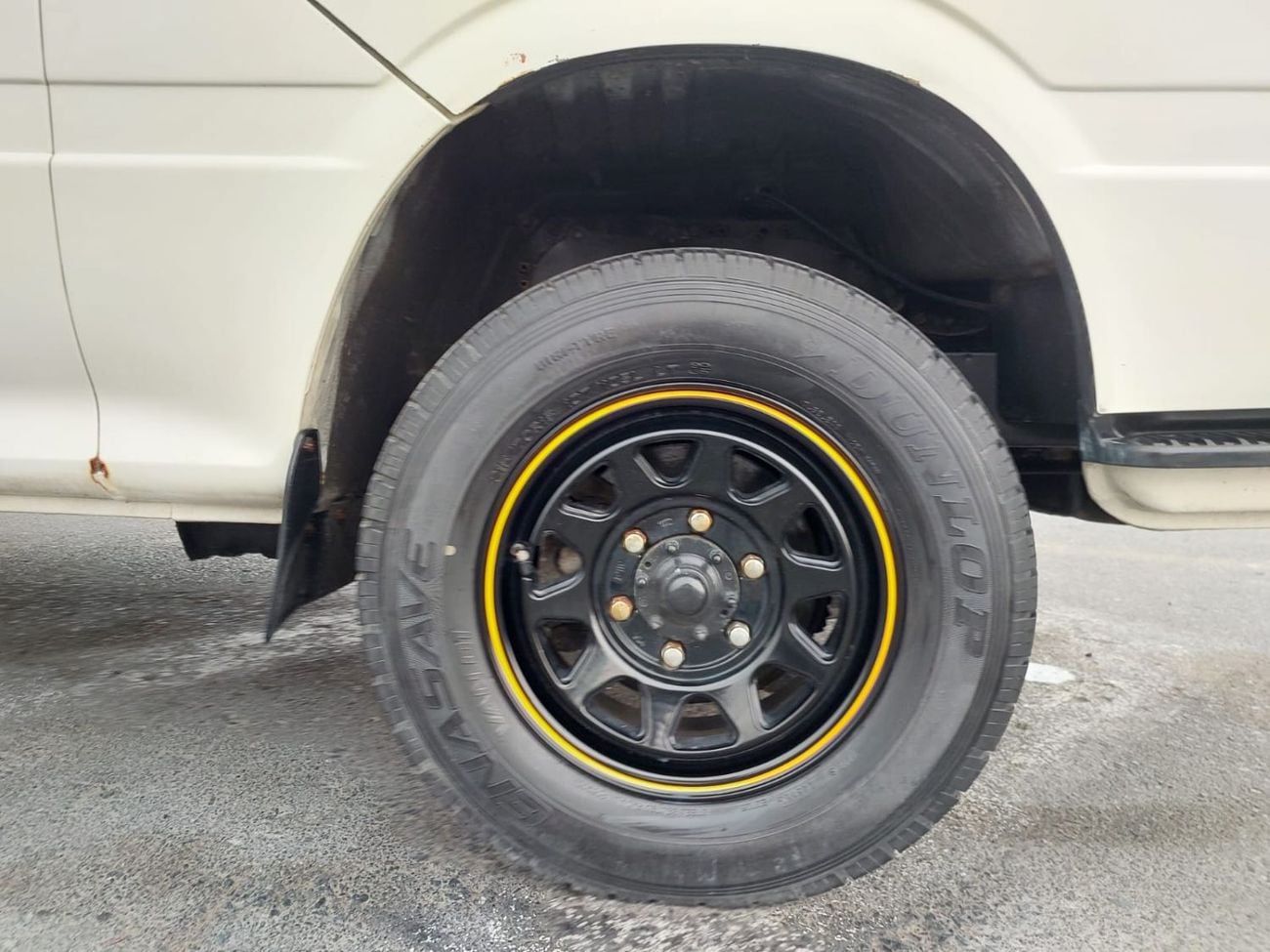 Toyota Hiace TOYOTA HIACE VAN RHD 2003 MODEL 3.0 L DIESEL MANUAL(PM03653)