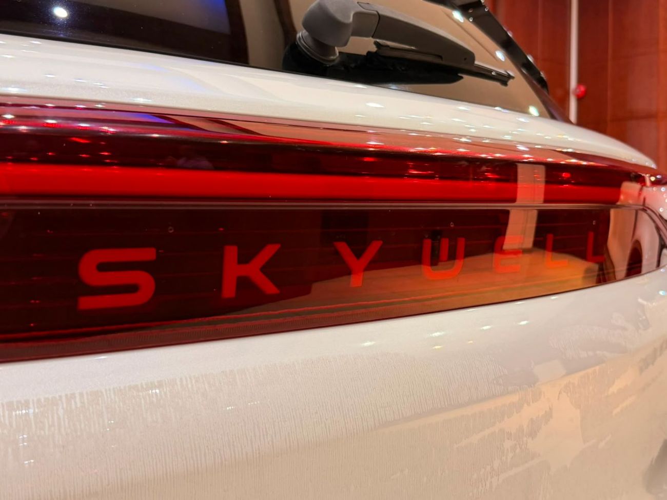 Skywell ET5 LUXURY
