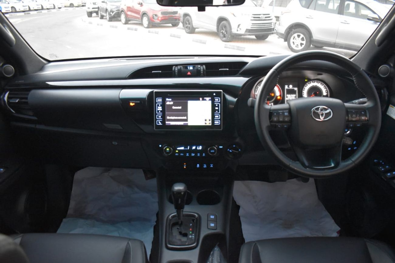 Toyota Hilux diesel right hand drive 2,8l automatic gear only for export available