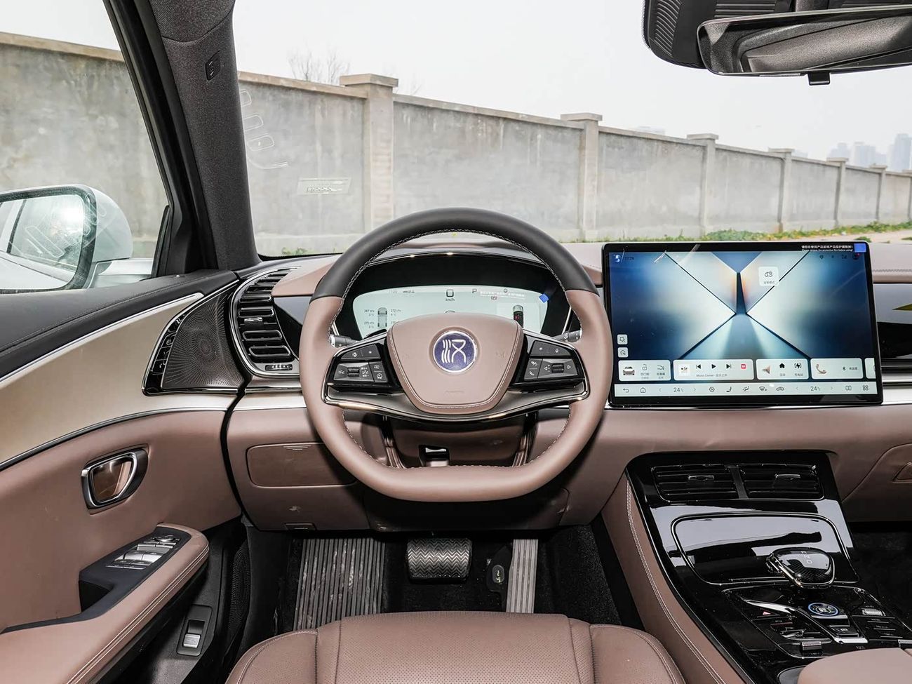 بي واي دي هان DM-i 125KM ELITE EDITION | Smart Driving | 2025 | For Local Registration +10%