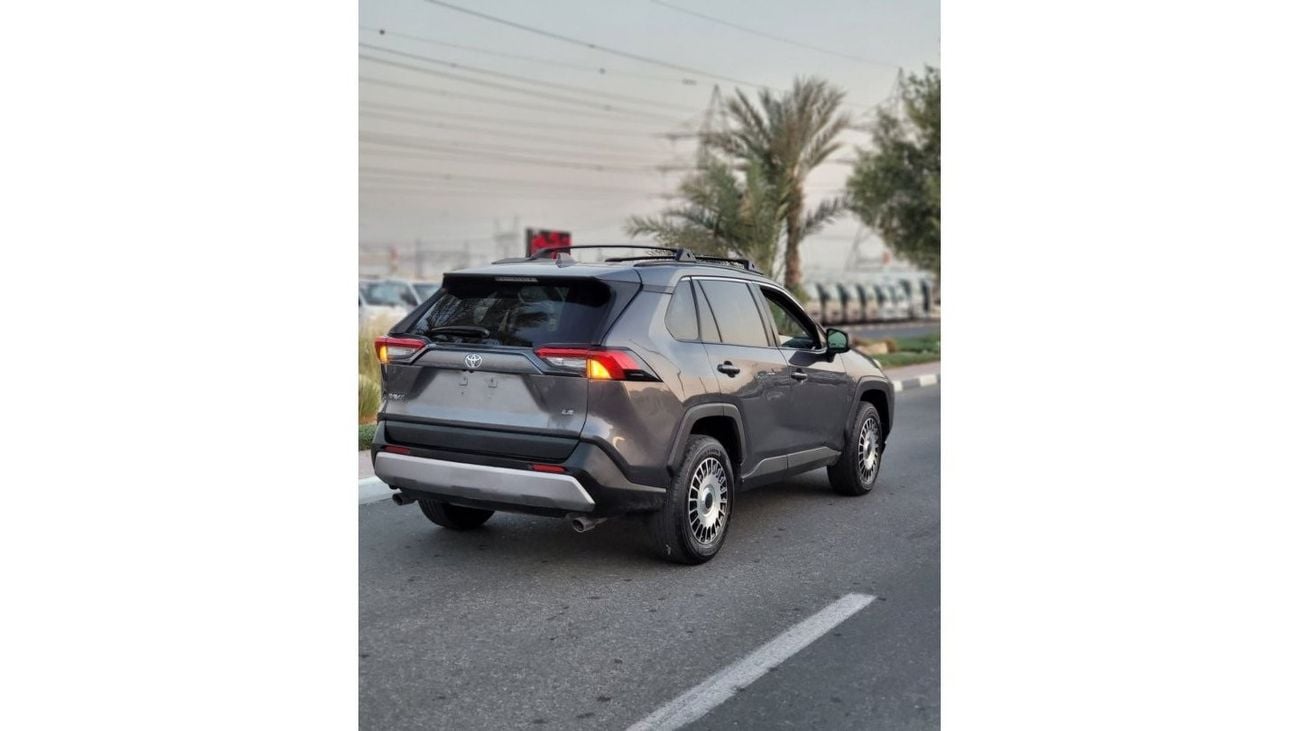 تويوتا راف ٤