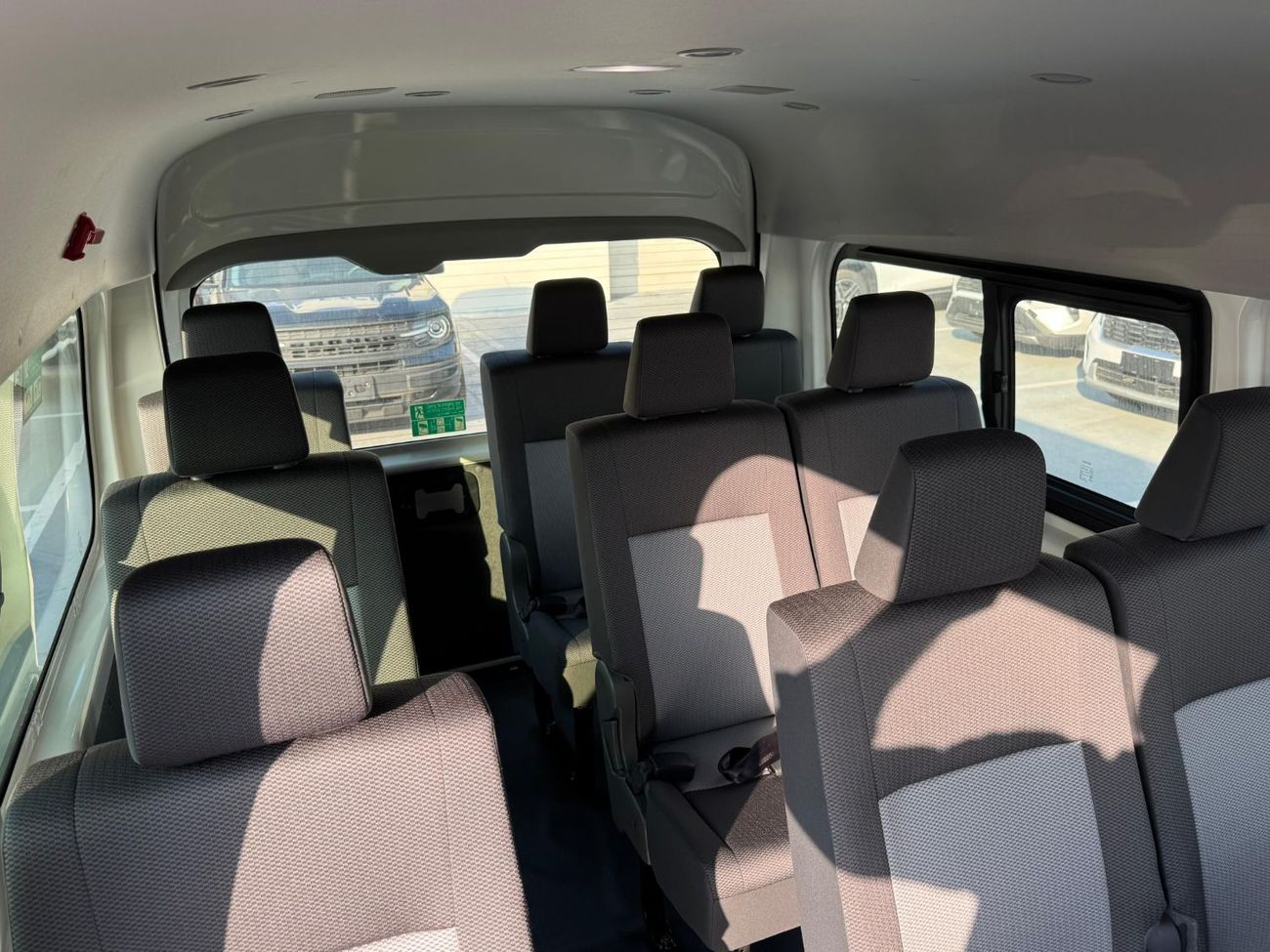 Toyota Hiace 2.8L Diesel Manual 13 seat 2026 Export Price @ 158,500 AED