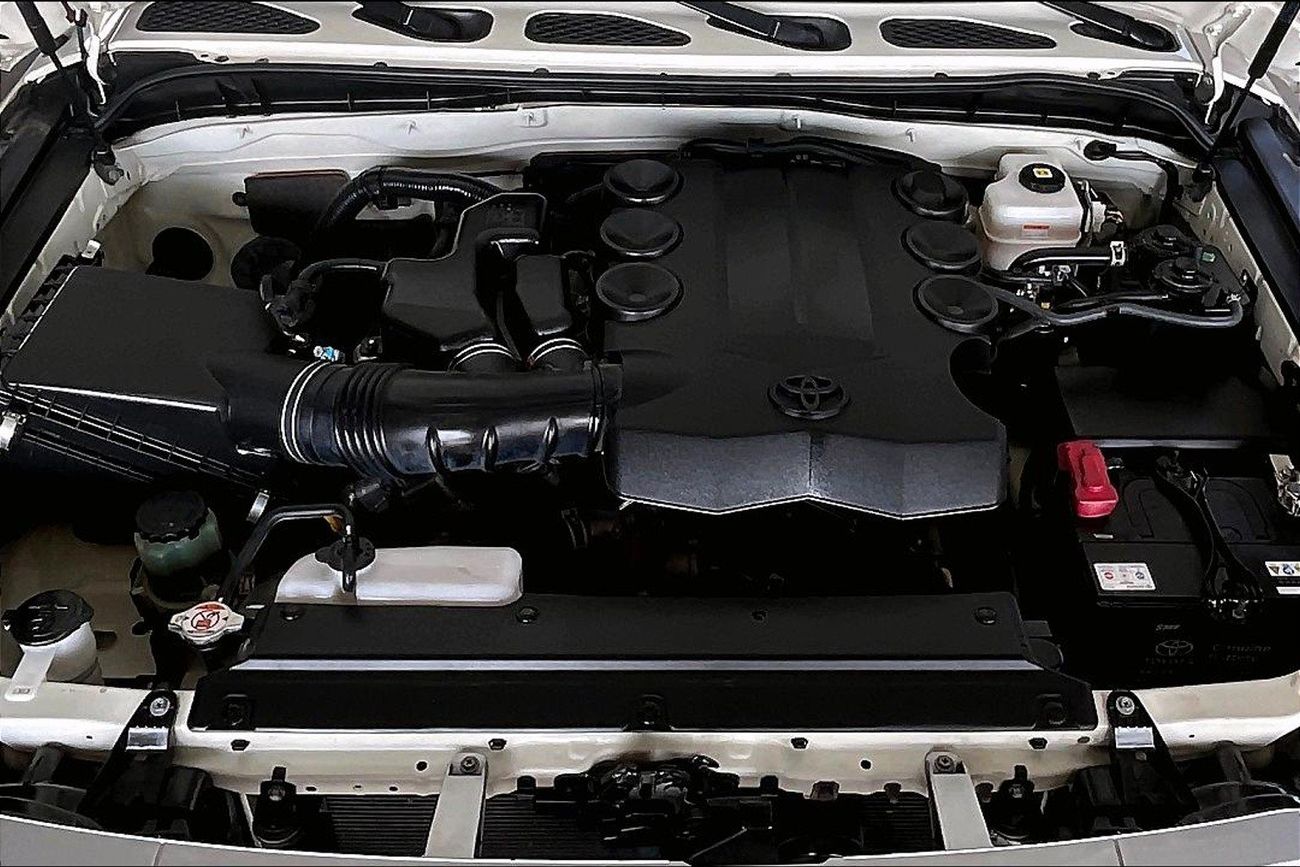 تويوتا إف جي كروزر GXR | شامل الضمان | 0 ﺪﻔﻋﺓ ﺃﻮﻟﻯ