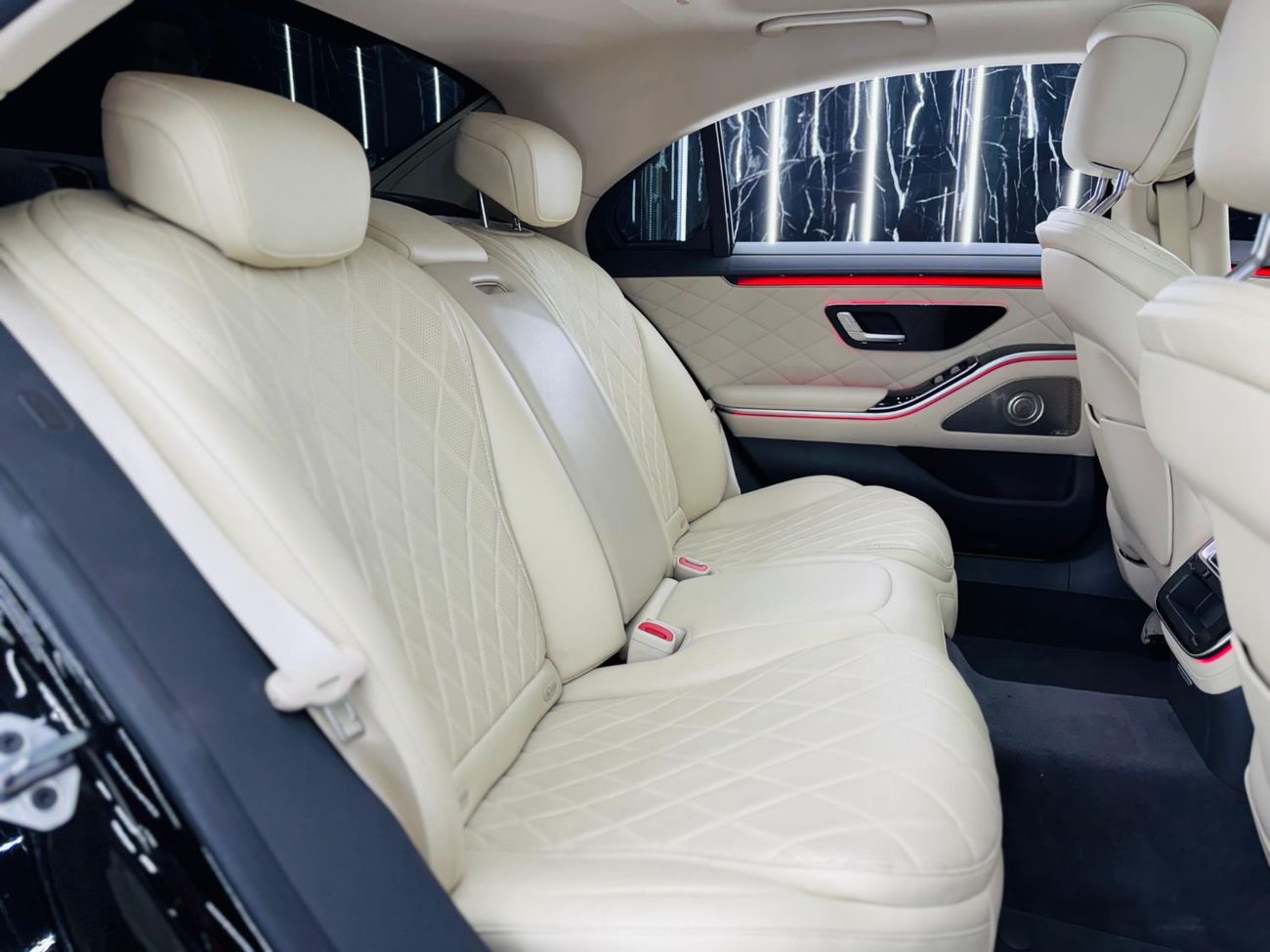 Mercedes-Benz S 500 4MATIC 3.0L 2022 Mercedes Benz S500 LWB, Warranty, Fully Loaded, Brabus Kit, Excellent Condition, 42