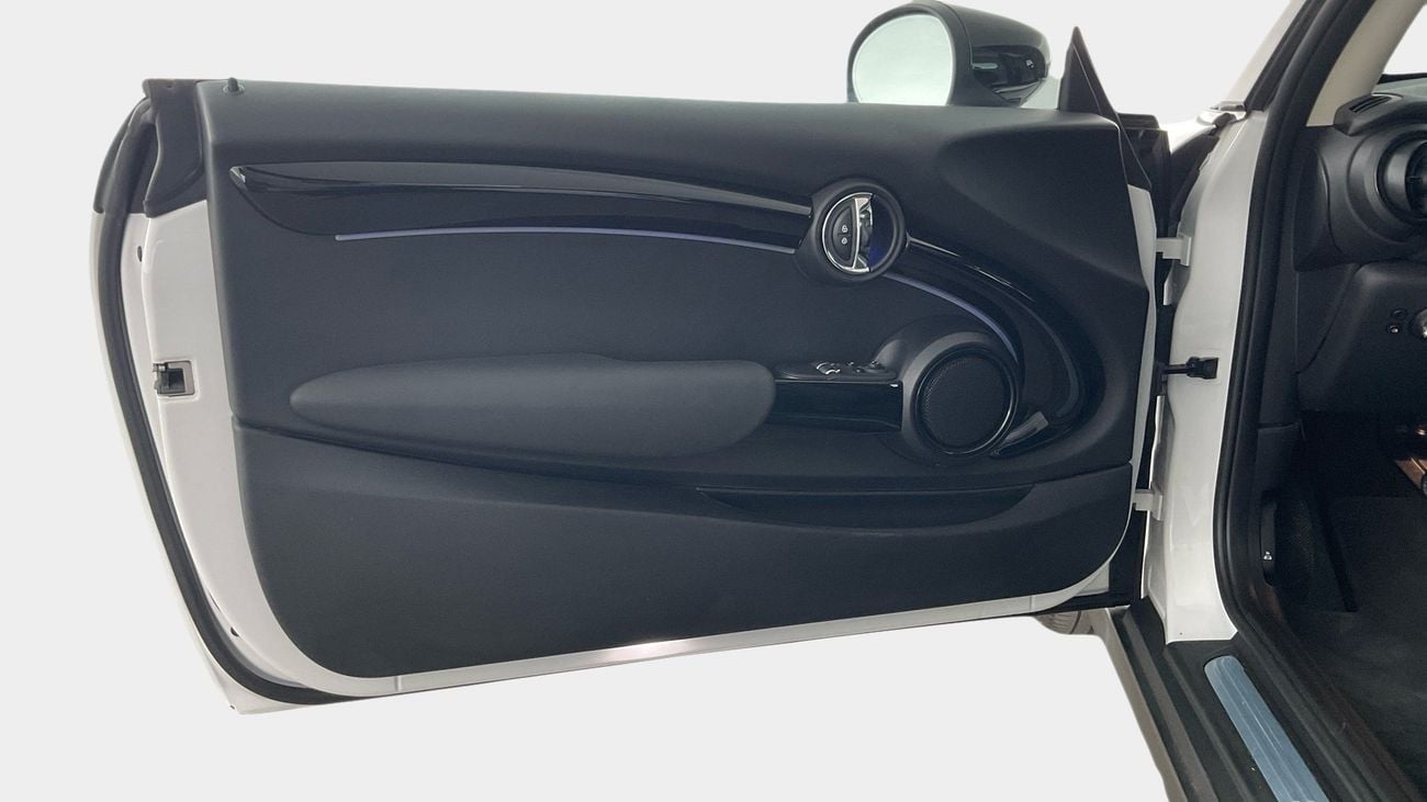 ميني كوبر 1.5 COOPER AUTO | شامل الضمان | 0 ﺪﻔﻋﺓ ﺃﻮﻟﻯ