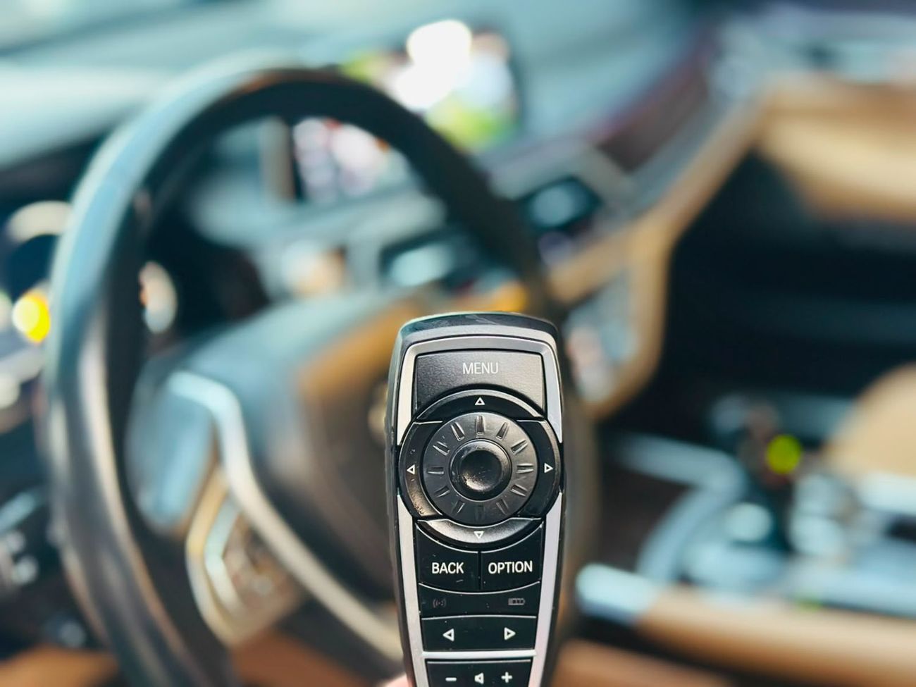بي أم دبليو 740Li PURE EXCELLENCE