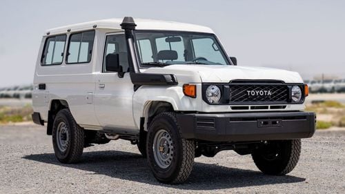 Toyota Land Cruiser 70 Lc 78 hard top 3 door AT 2.8L