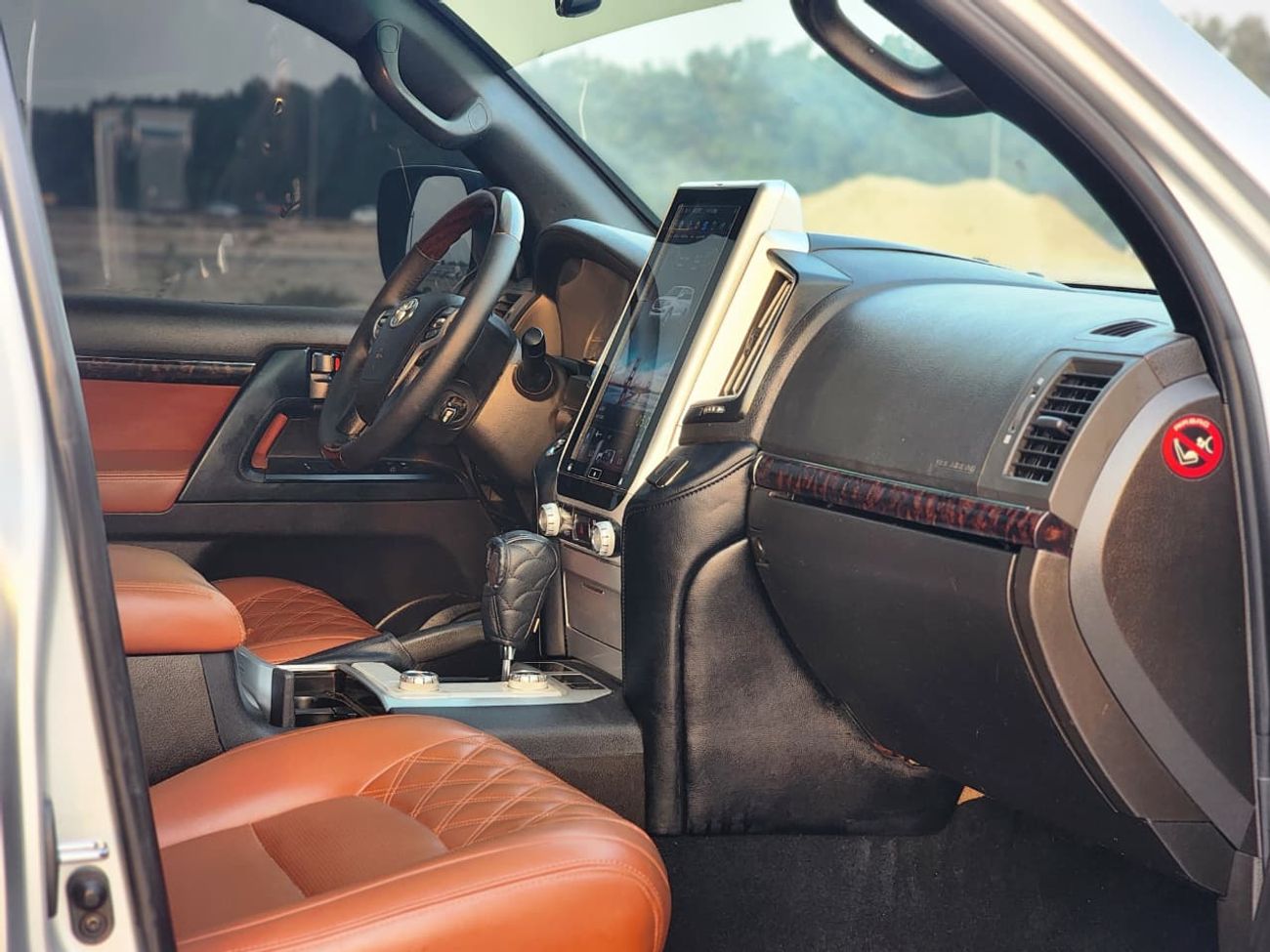 تويوتا لاند كروزر GXR V6 MODEL 2009 UPGRADE 2021