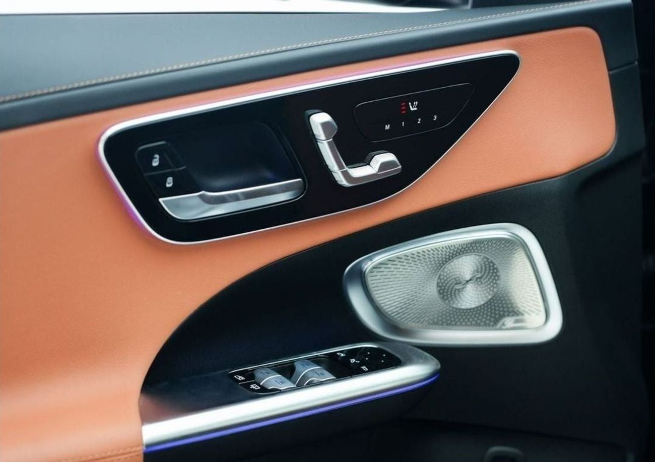 مرسيدس بنز C 200 Mercedes-Benz C 200 Premium Plus | 2025 GCC 0km | Agency Warranty | AMG Package | 360 View