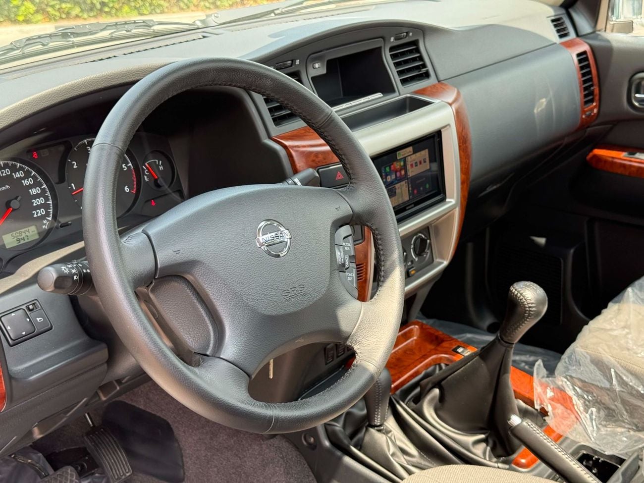 Nissan Patrol SUPER SAFARI HT **2024**GCC SPEC NEAT AND CLEAN