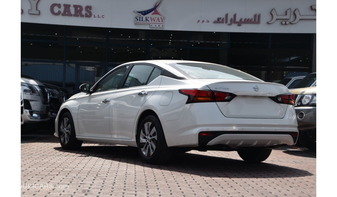 نيسان ألتيما Nissan Altima S Basic Gcc 3 years Local Delar warranty