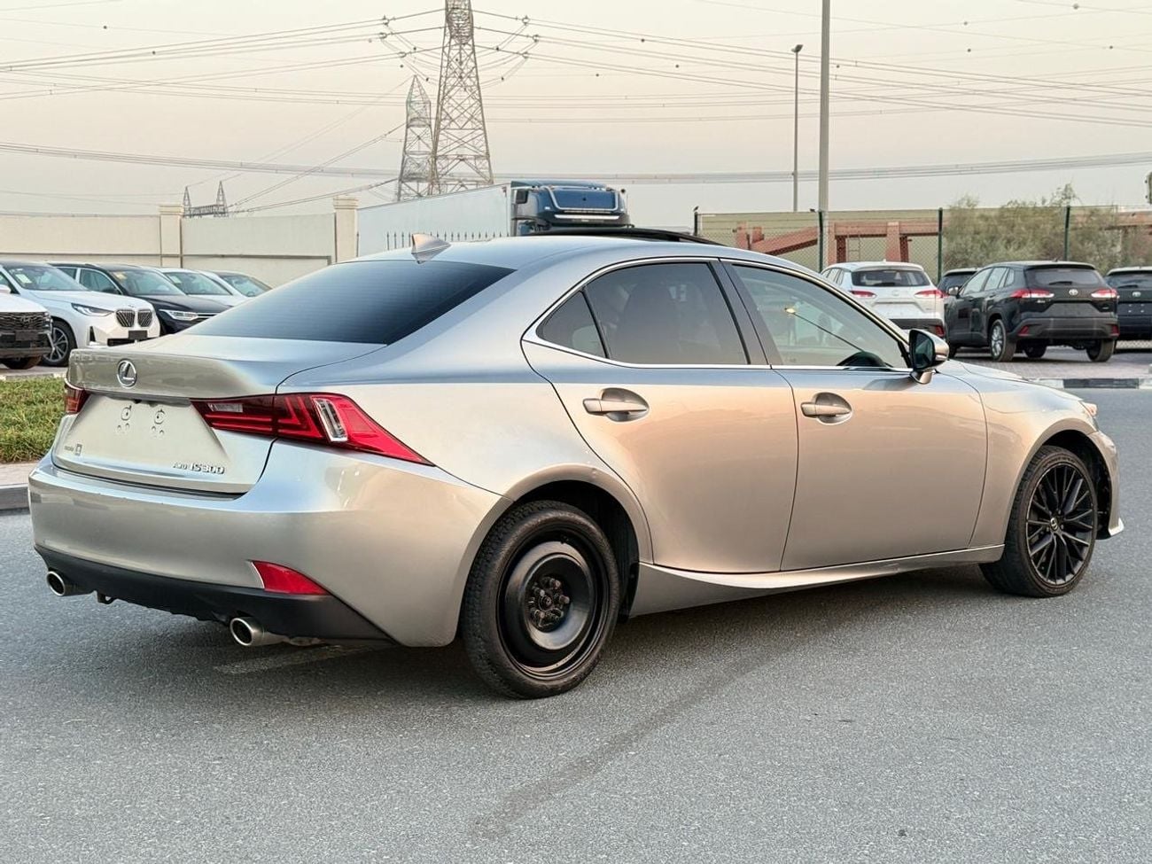 Lexus IS300 AWD (NON GCC) AWD