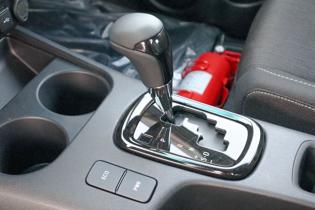 تويوتا هيلوكس Adventure 4.0L