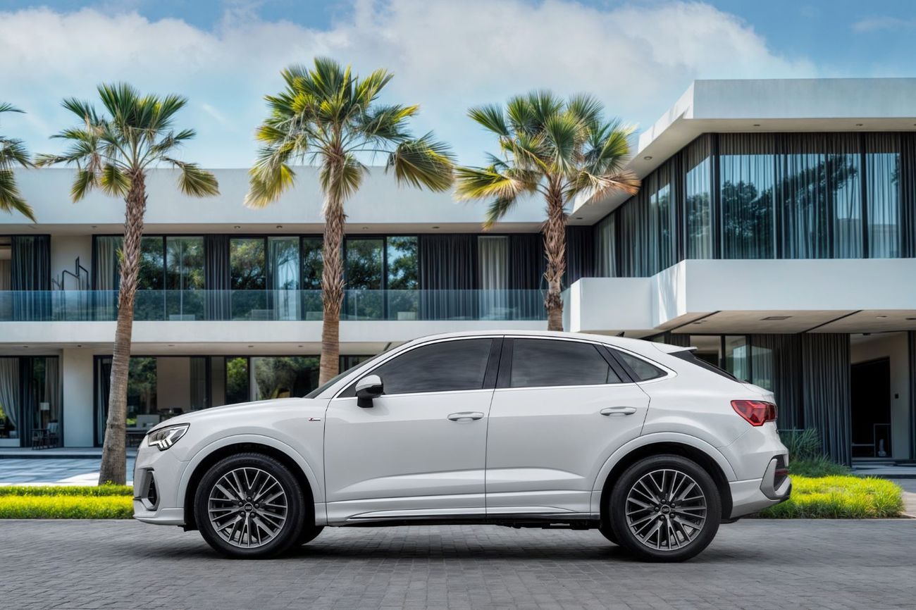 أودي Q3 Sportback S-Line | 3,036 P.M | 0% Downpayment | Impeccable Condition!