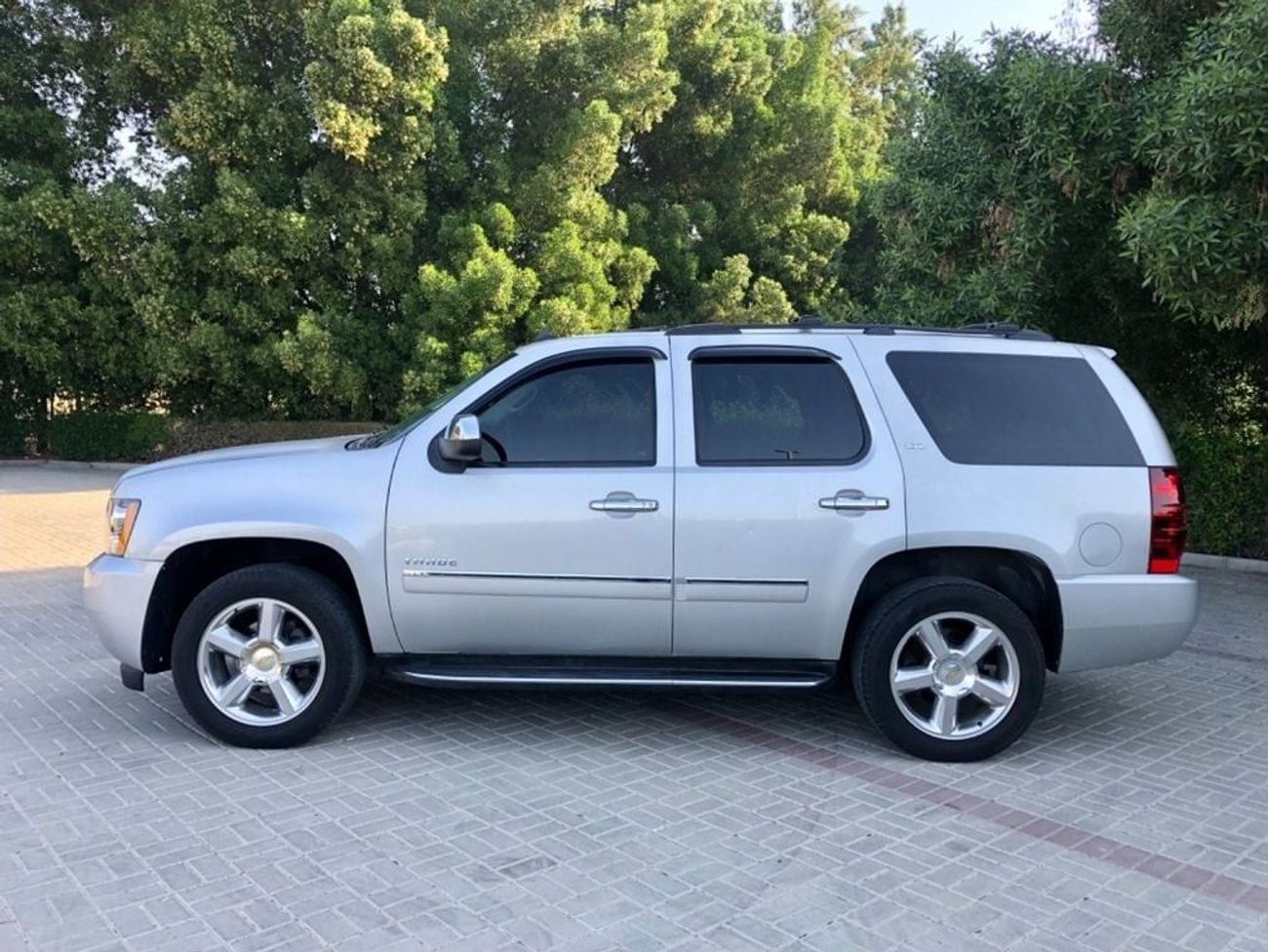 Chevrolet Tahoe LTZ 5.3L 4WD (8 Seater)