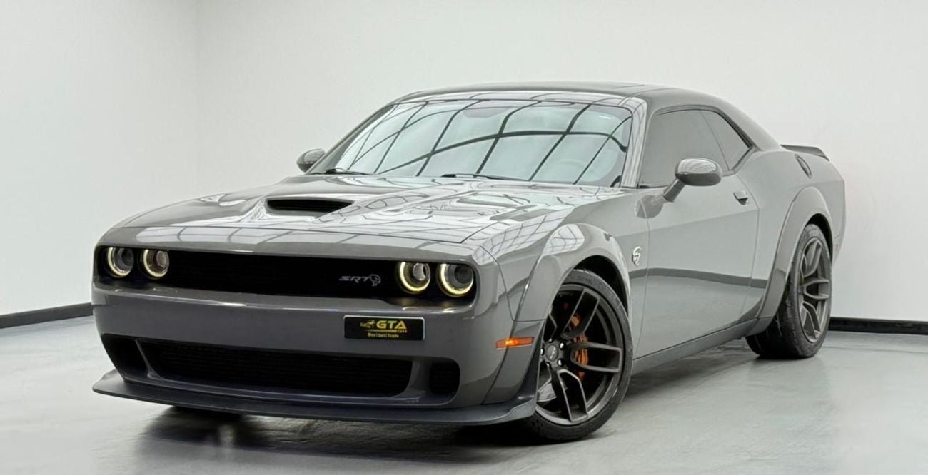 Dodge Challenger SRT Hellcat 6.2L (707 HP) 2018 Dodge Challenger SRT Hellcat, Wide Body, 1 Year Unlimited Km Warranty