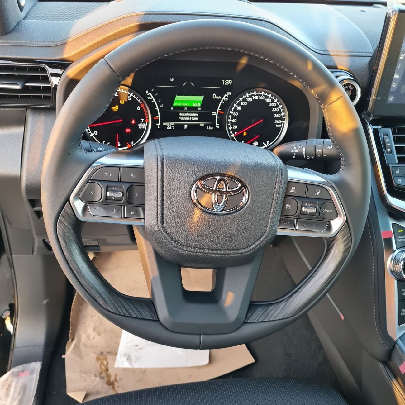 Toyota Land Cruiser 2023 Toyota LC300 3.5L ZX Petrol EU Spec 7 seater