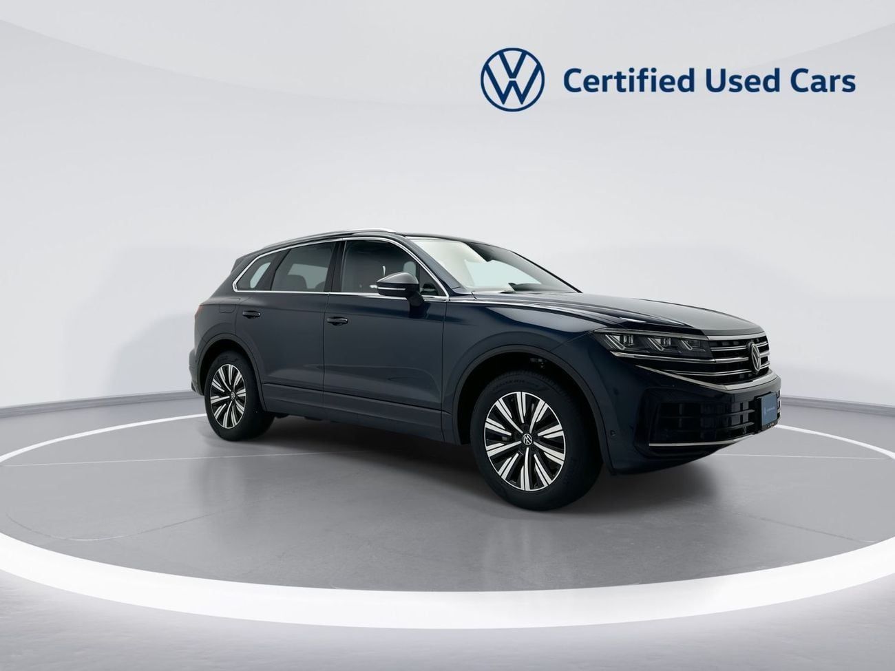 Volkswagen Touareg 3.0T TL (340 HP) Touareg Elegance + Tirano (Ref#21179) / WAS 229,900 AED - NOW 199,900 AED