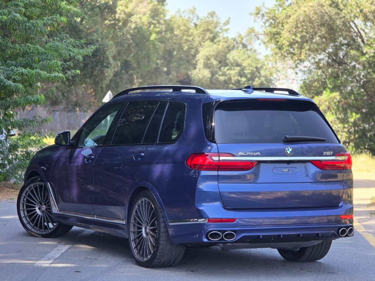BMW XB7  BMW XB7 XDRIVE 2021 V8 4.4L// 621 HP // LOW MILEAGE // PERFECT CONDITION // FULL OPITION