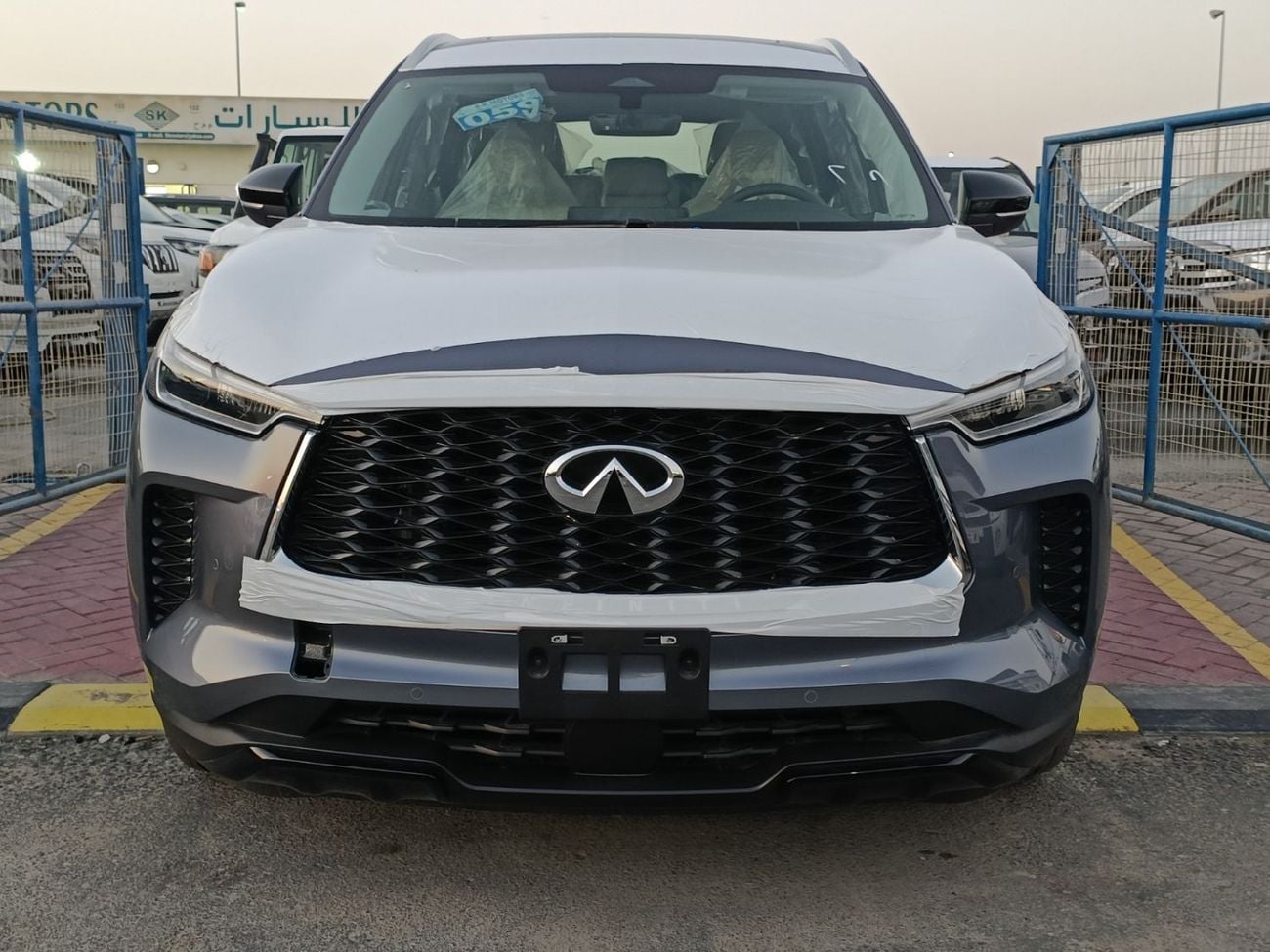 Infiniti QX60 LUXE LUXURY / CLIMATE PACKAGE / 3.5L PETROL V6/ PANORAMIC ROOF / (CODE # IQX60L)