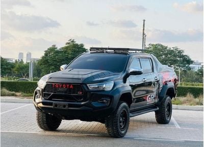 Toyota Hilux GR Sport 4.0L Toyota Hilux pickup GR 2020 years 2.7 4 cylinder gasoline gasoline full option