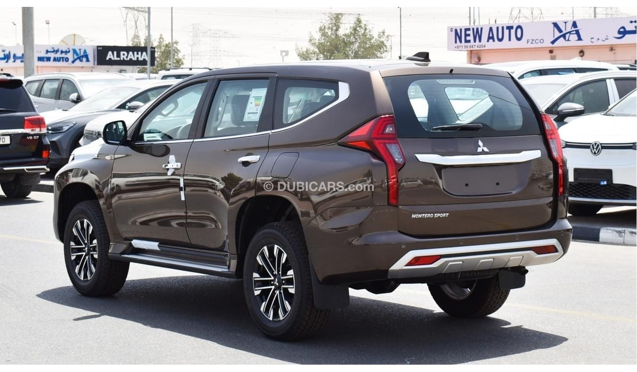 Mitsubishi Montero Montero Sport 2021 3.0L E72+ | GCC specs 4x4 (Sunroof/Heating Seats) | Brown/Black Leather Interior